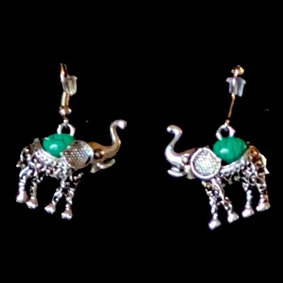 Gorgeous Elephant Necklace, bracelet &!earrings!! - Picture 6 of 6